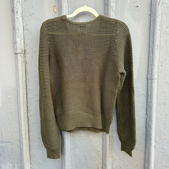 Gap Khaki Crochet Sweater, BNWT, size M - Picture 4 of 10
